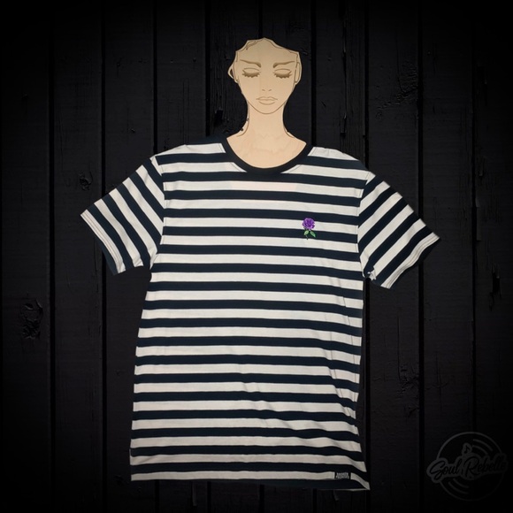 Broken Promises Thornless Stripe T-Shirt Black and White Tee - Picture 7 of 9